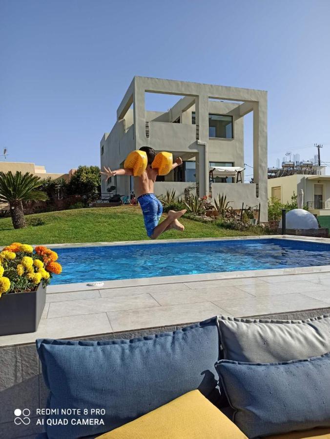 Villa Detoro Kambánion Exterior photo